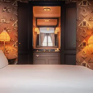 **** Hotel Maison Athenee France